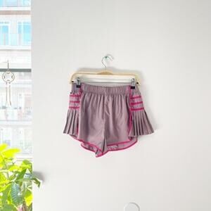 Free People Movement Gray & Pink Pleated Athletic Shorts Size Small